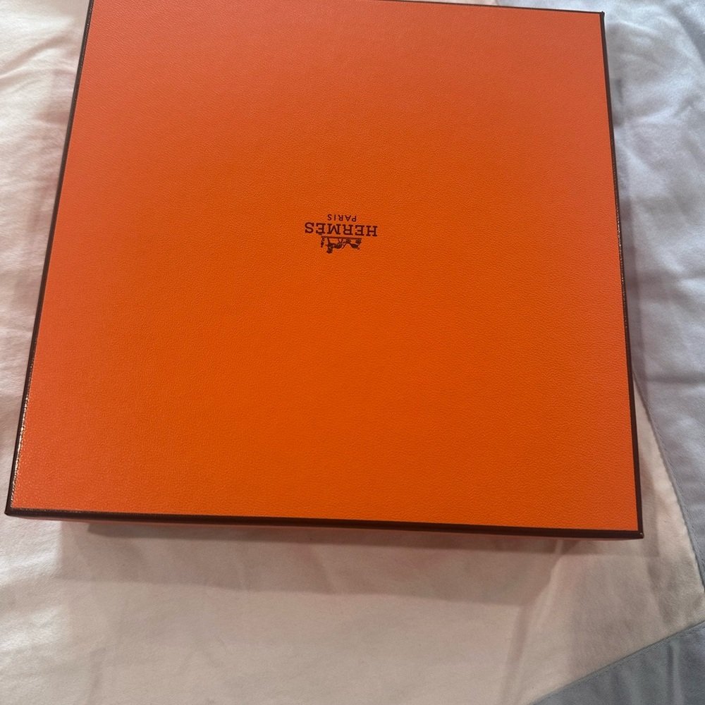 Hermes Orange Box